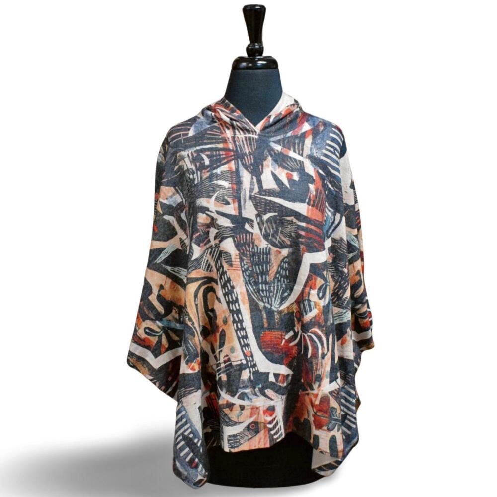 NEW INOAH women's jungle leaves hooded poncho in multi